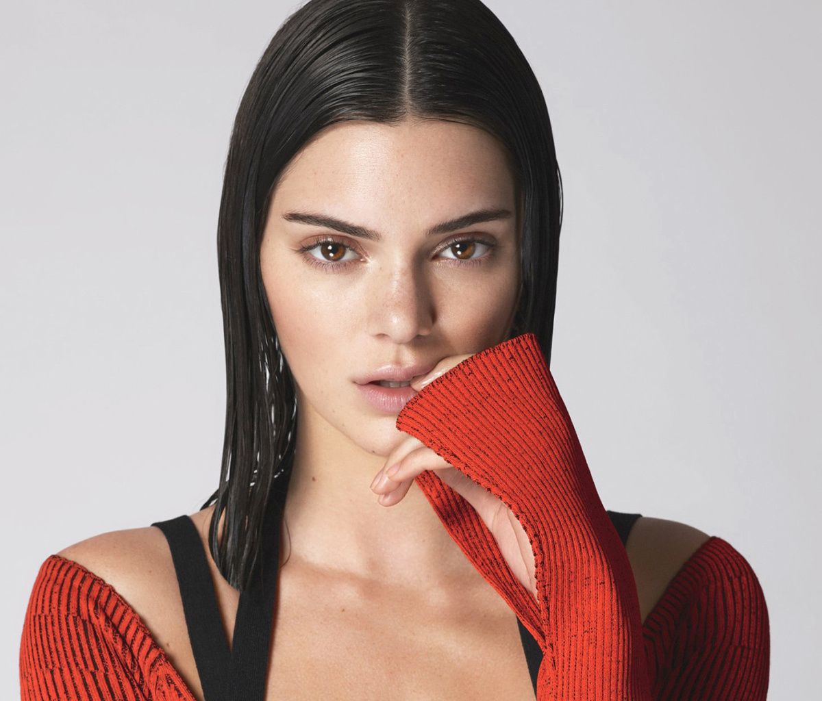 Обои Kendall Jenner for Vogue 1200x1024