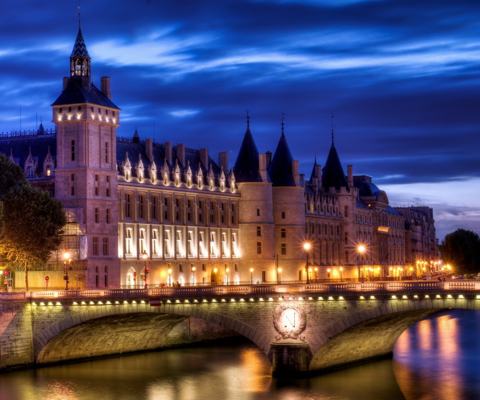 Das La Conciergerie Paris Palace Wallpaper 960x800