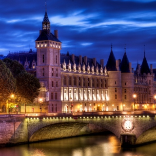 La Conciergerie Paris Palace - Obrázkek zdarma pro Samsung B159 Hero Plus