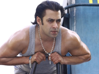 Sfondi Salman Khan 320x240