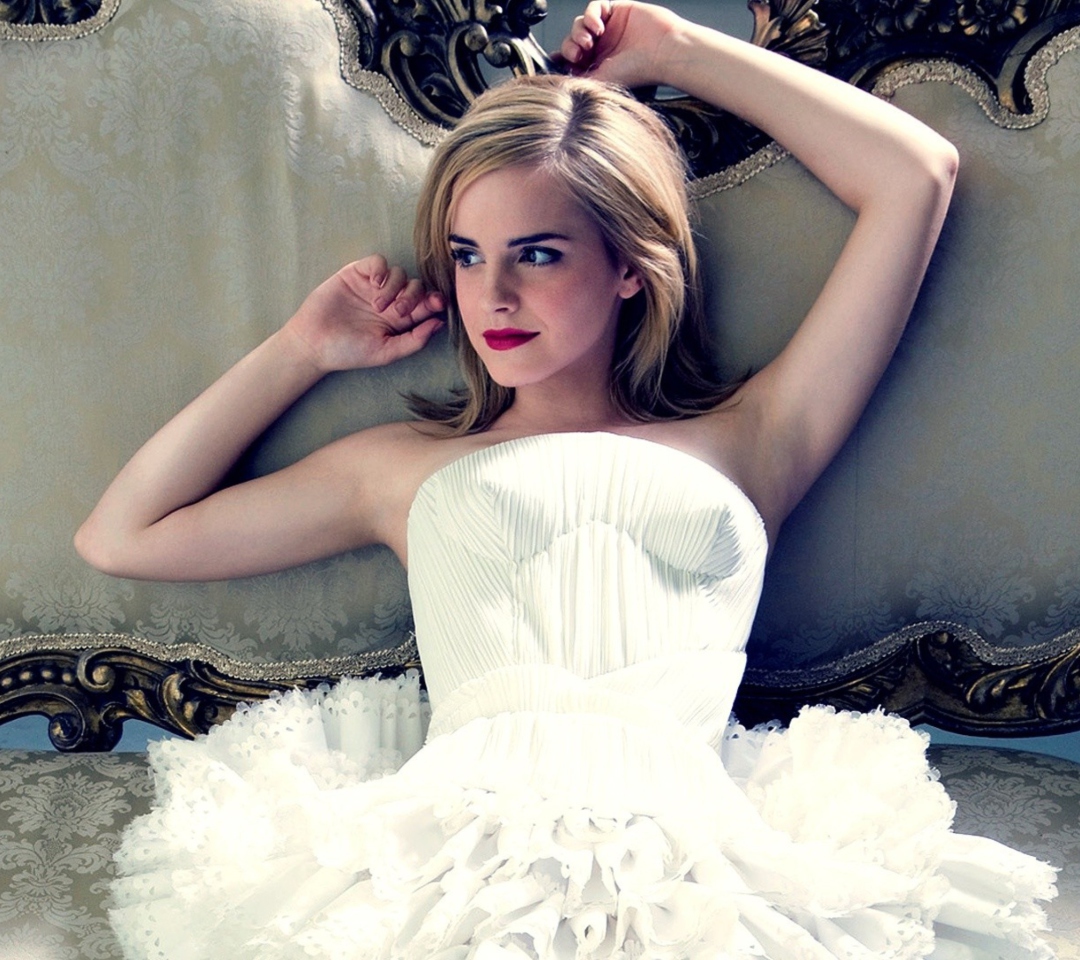 Sfondi Beauty Of Emma Watson 1080x960