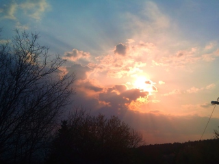 Sun Behind The Clouds screenshot #1 320x240
