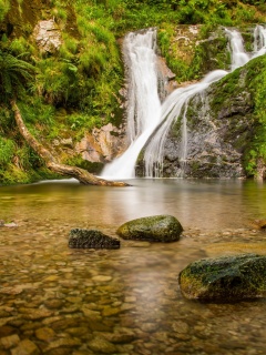 Обои Waterfall in Spain 240x320