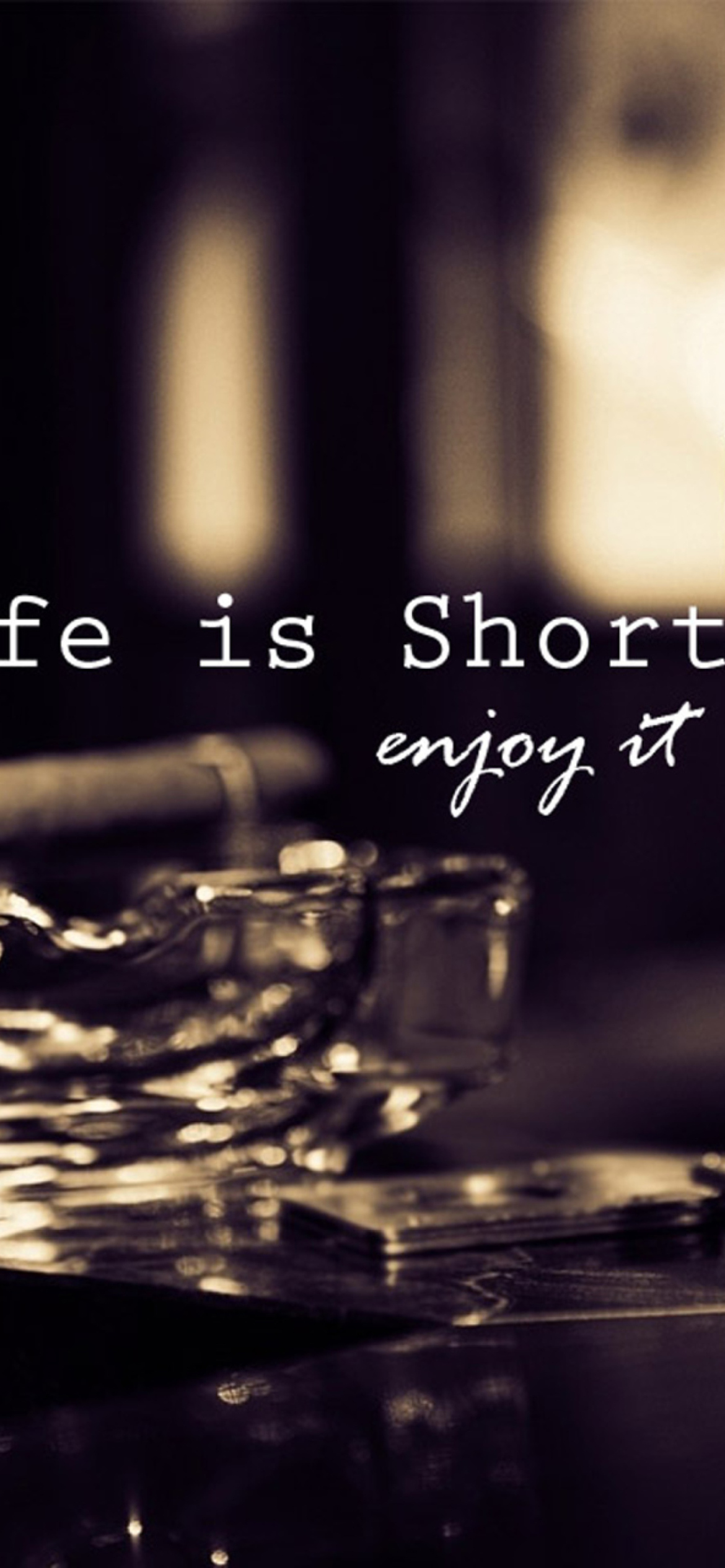 Life is short, so enjoy it screenshot #1 1170x2532