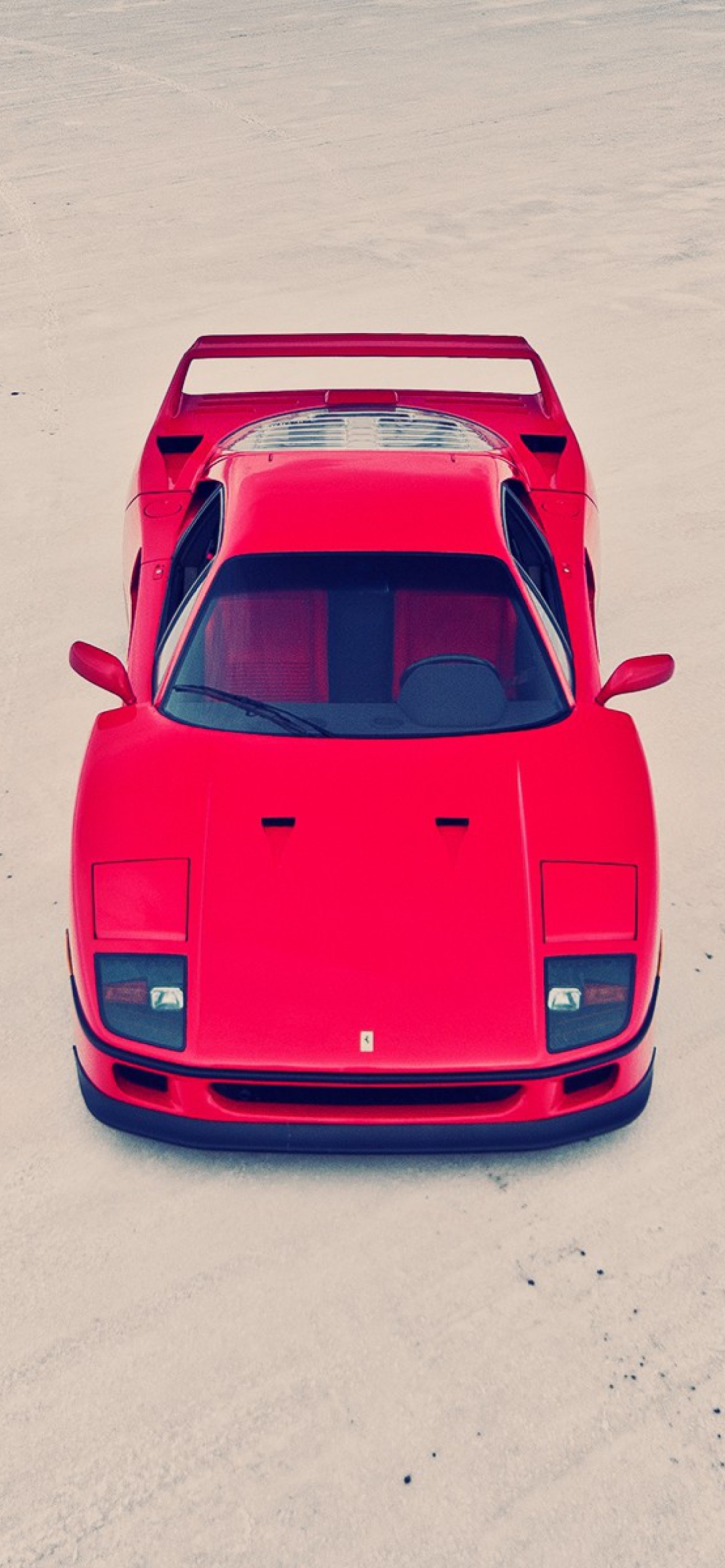 Das Red Ferrari F40 Top Angle Wallpaper 1170x2532