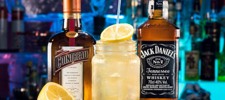 Sfondi Cointreau and Jack Daniels 720x320