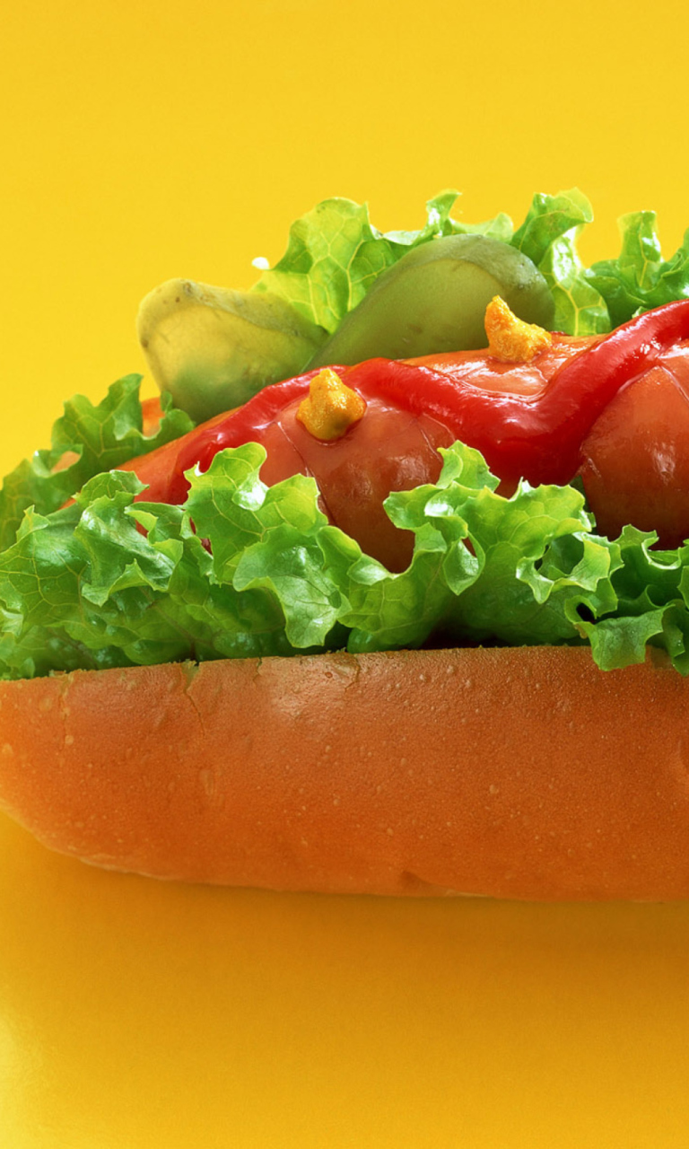 Das Delicious Hotdog Wallpaper 768x1280