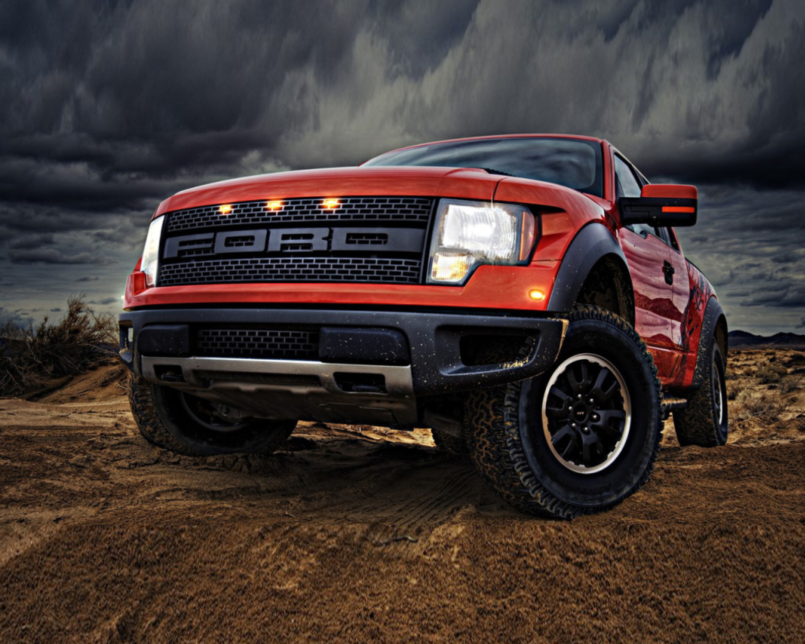 Das Ford F-150 SVT Raptor Wallpaper 1600x1280