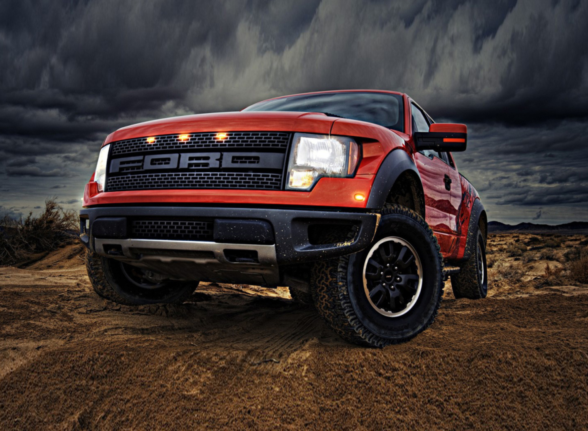 Ford F-150 SVT Raptor screenshot #1 1920x1408