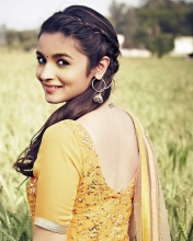 Sfondi Alia Bhatt In Humpty Sharma Ki Dulhania 176x220