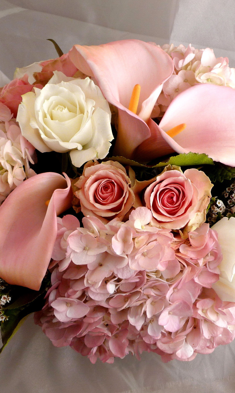 Fondo de pantalla White Roses Bouquet 768x1280