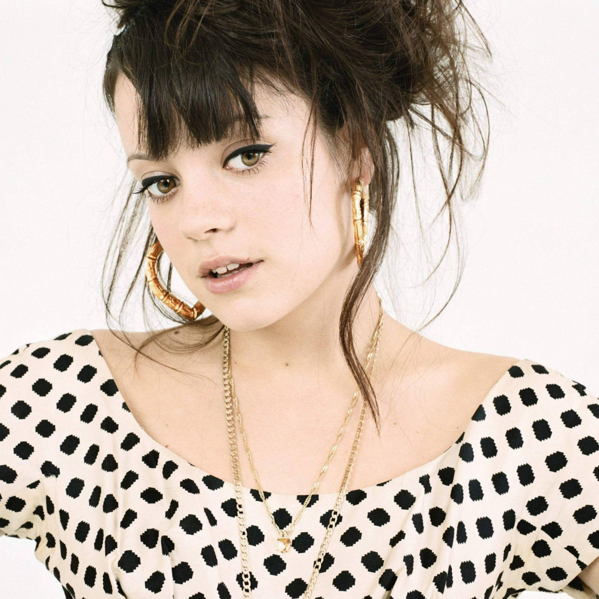 Lily Allen screenshot #1 2048x2048