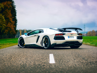 Sfondi Lamborghini Aventador 320x240