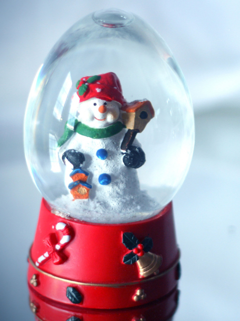Sfondi Christmas Glass Ball 480x640