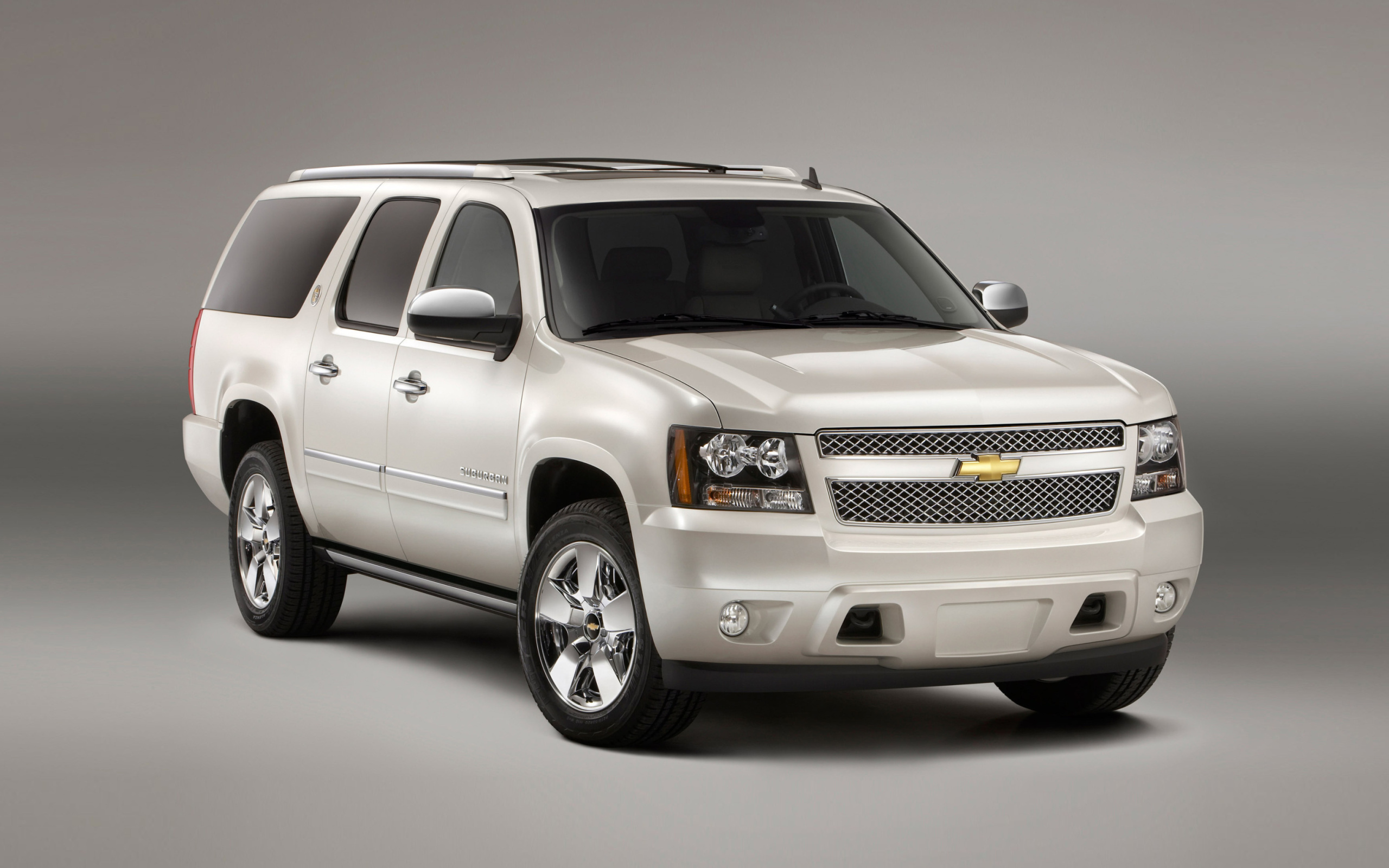 Fondo de pantalla Chevrolet Suburban 2015 Large SUV 2560x1600