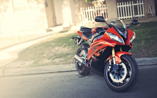 Yamaha YZF-R6 Picture for Android, iPhone and iPad
