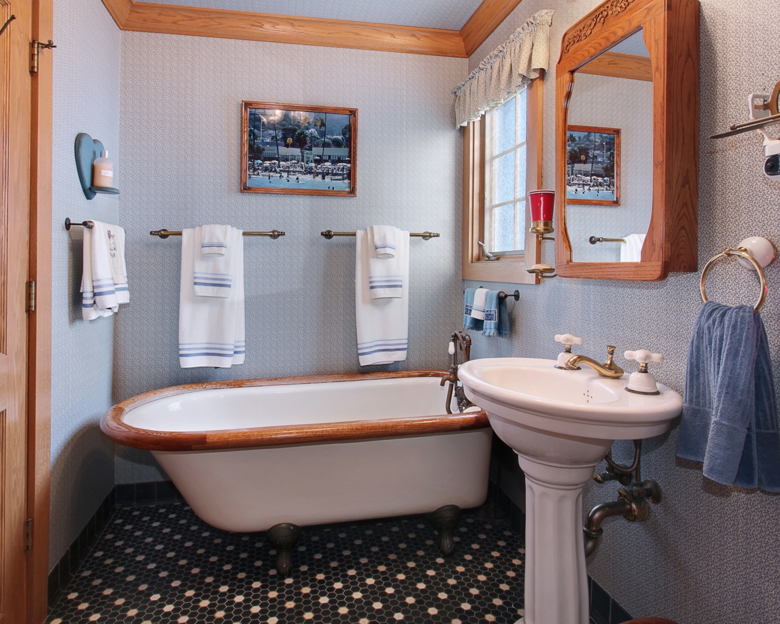 Das Bathroom Interior Wallpaper 1600x1280