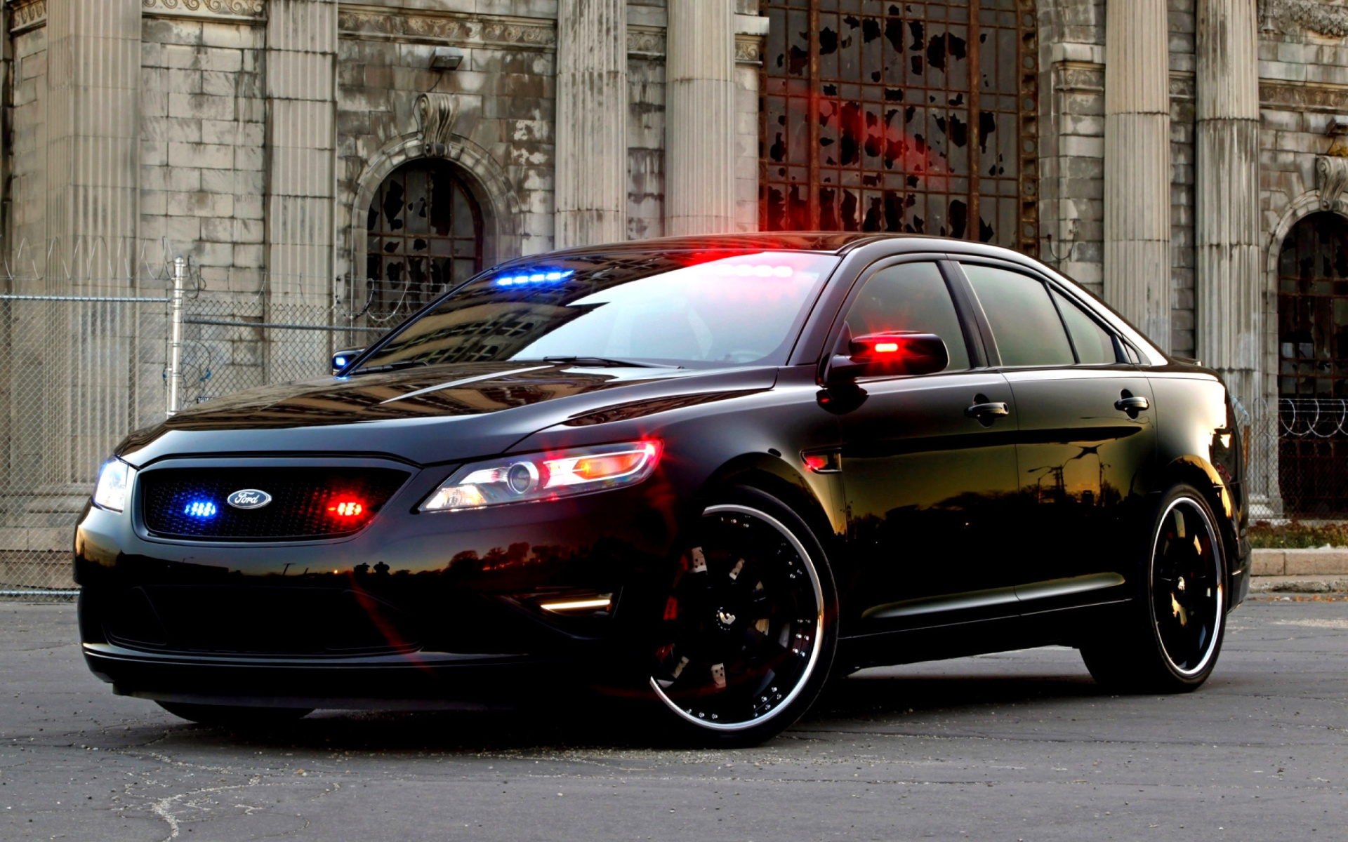 Das Ford Taurus Police Car Wallpaper 1920x1200