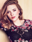 Sfondi Scarlett Johansson 2013 132x176