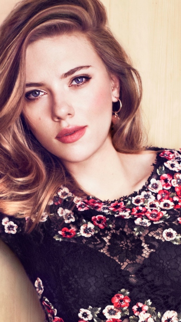 Fondo de pantalla Scarlett Johansson 2013 360x640