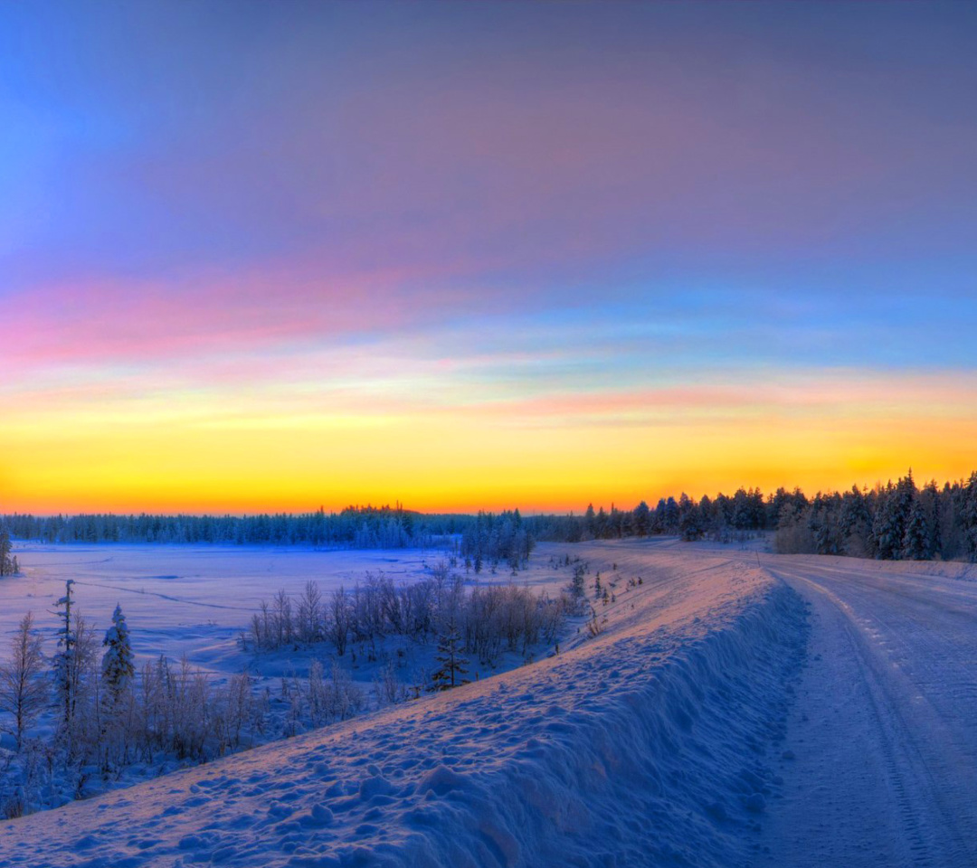 Siberian winter landscape screenshot #1 1080x960