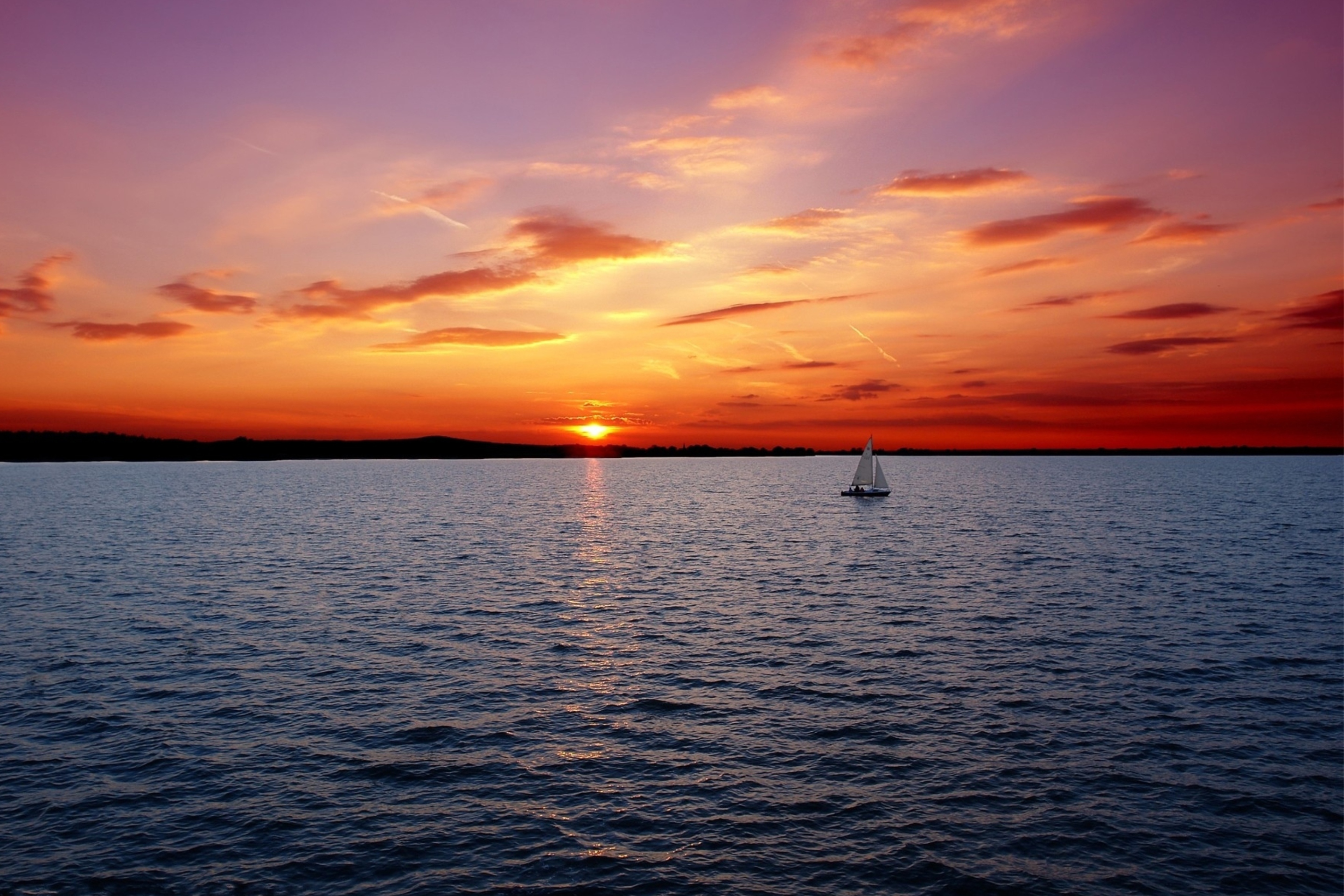 Ship In Sea At Sunset screenshot #1 2880x1920