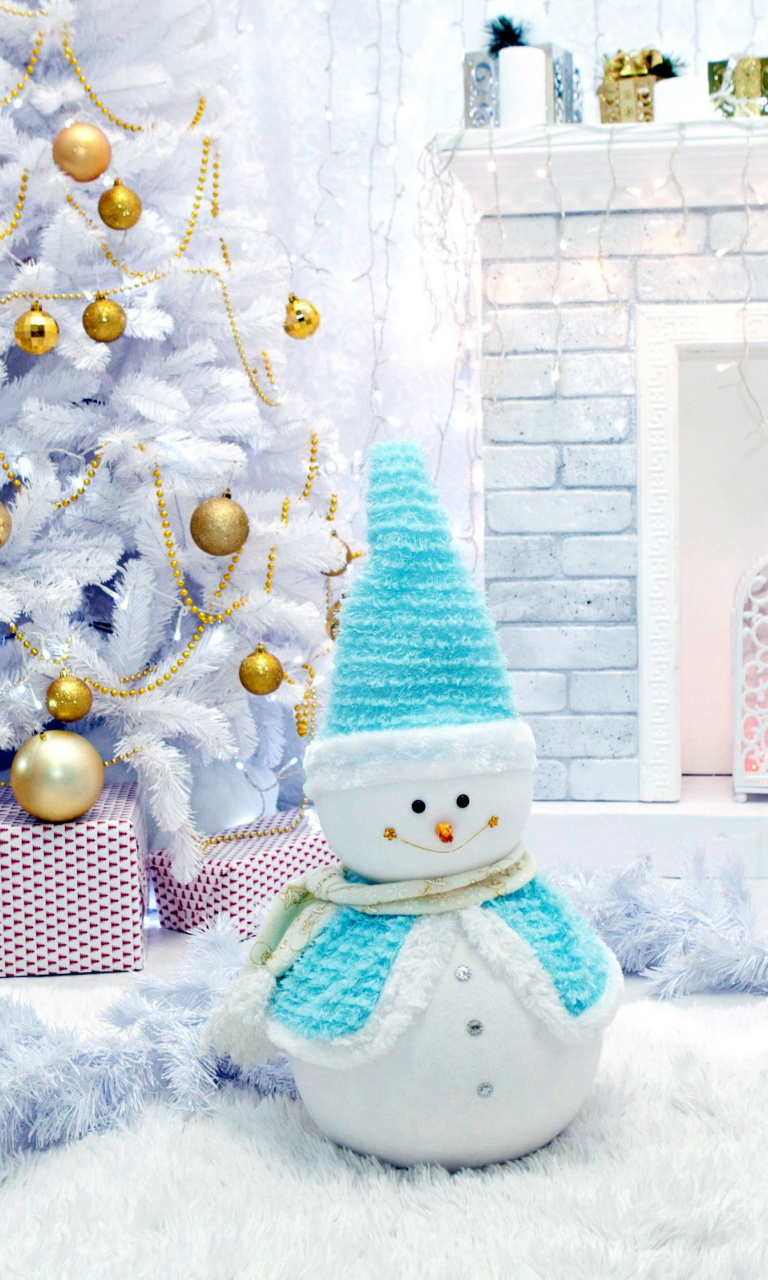 Das Christmas Tree and Snowman Wallpaper 768x1280