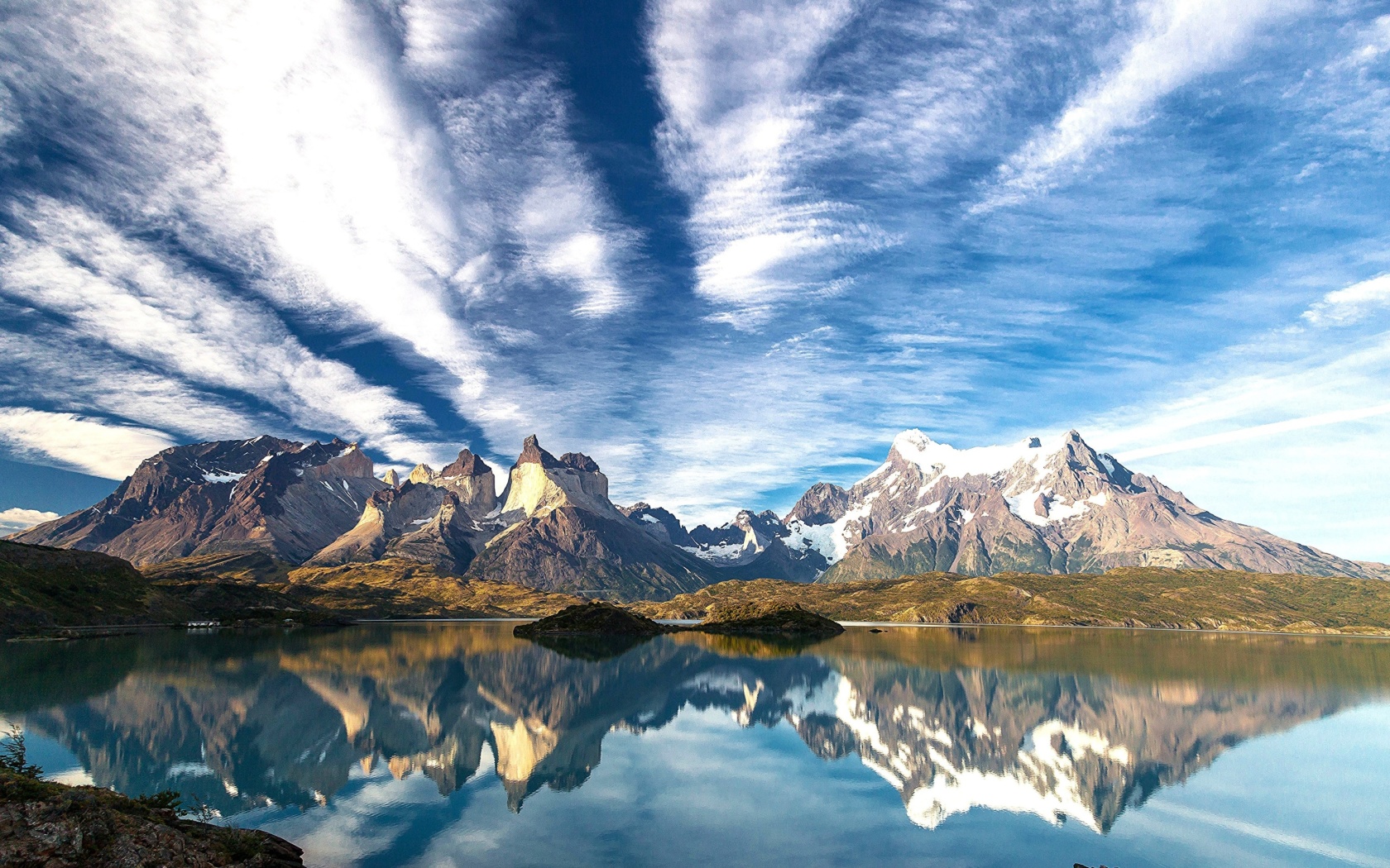 Обои Chilean Patagonia 1680x1050