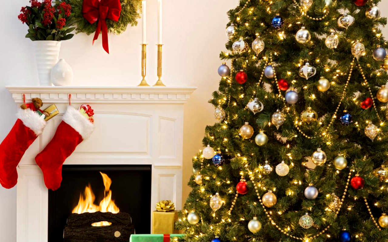 Holiday Fireplace wallpaper 1280x800