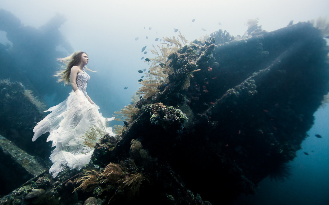 Sfondi Underwater Princess 1280x800