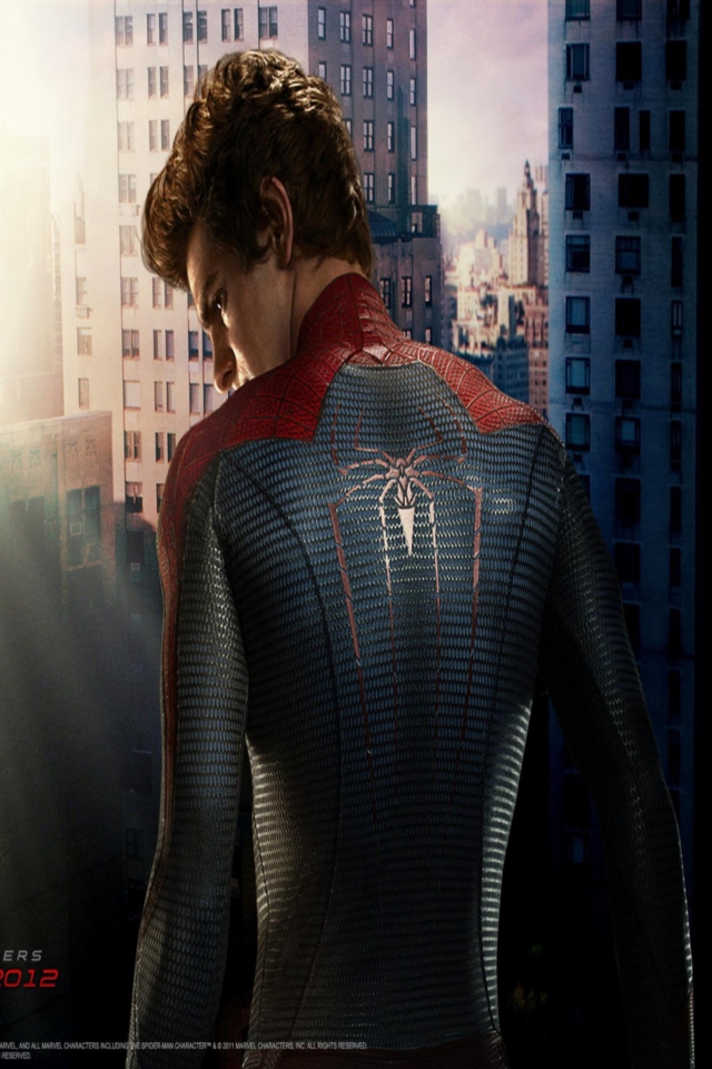 Fondo de pantalla The Amazing Spiderman 640x960