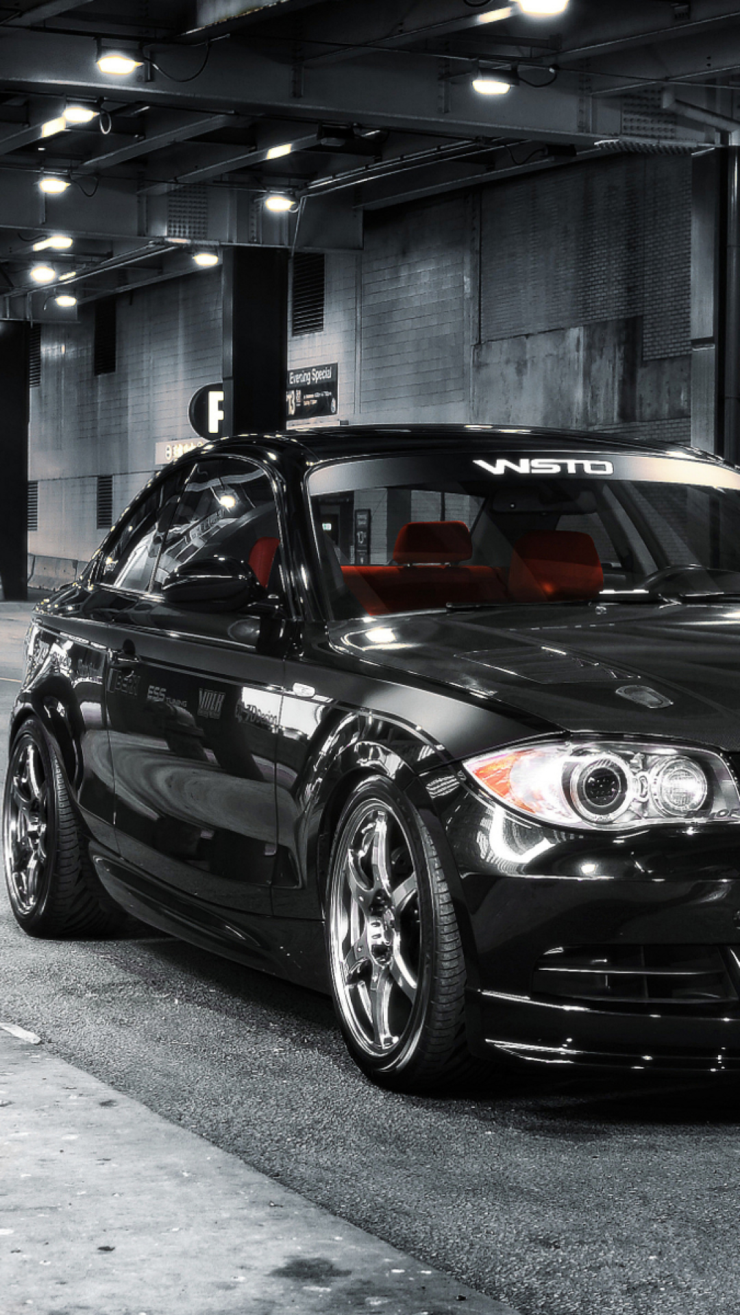 Das BMW 135i Black Kit Tuning Wallpaper 1080x1920
