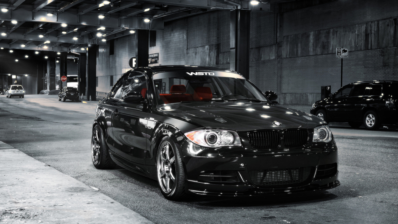BMW 135i Black Kit Tuning wallpaper 1366x768