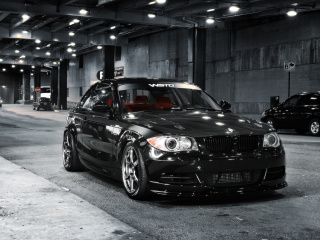 Обои BMW 135i Black Kit Tuning 320x240