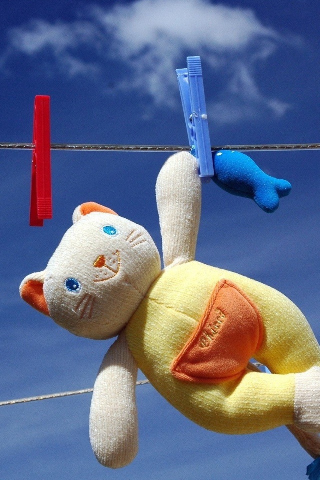 Обои Plush Toy Cat 640x960