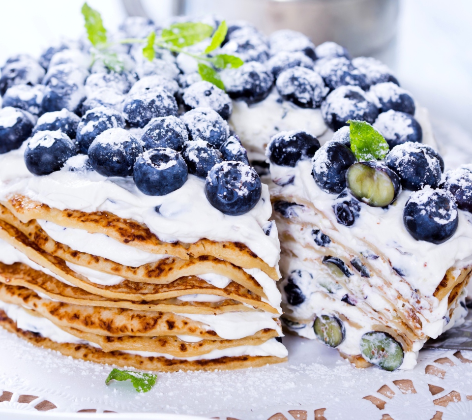 Das Blueberry And Cream Cake Wallpaper 960x854
