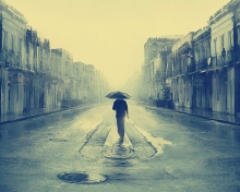 Das Man Under Umbrella On Rainy Street Wallpaper 220x176