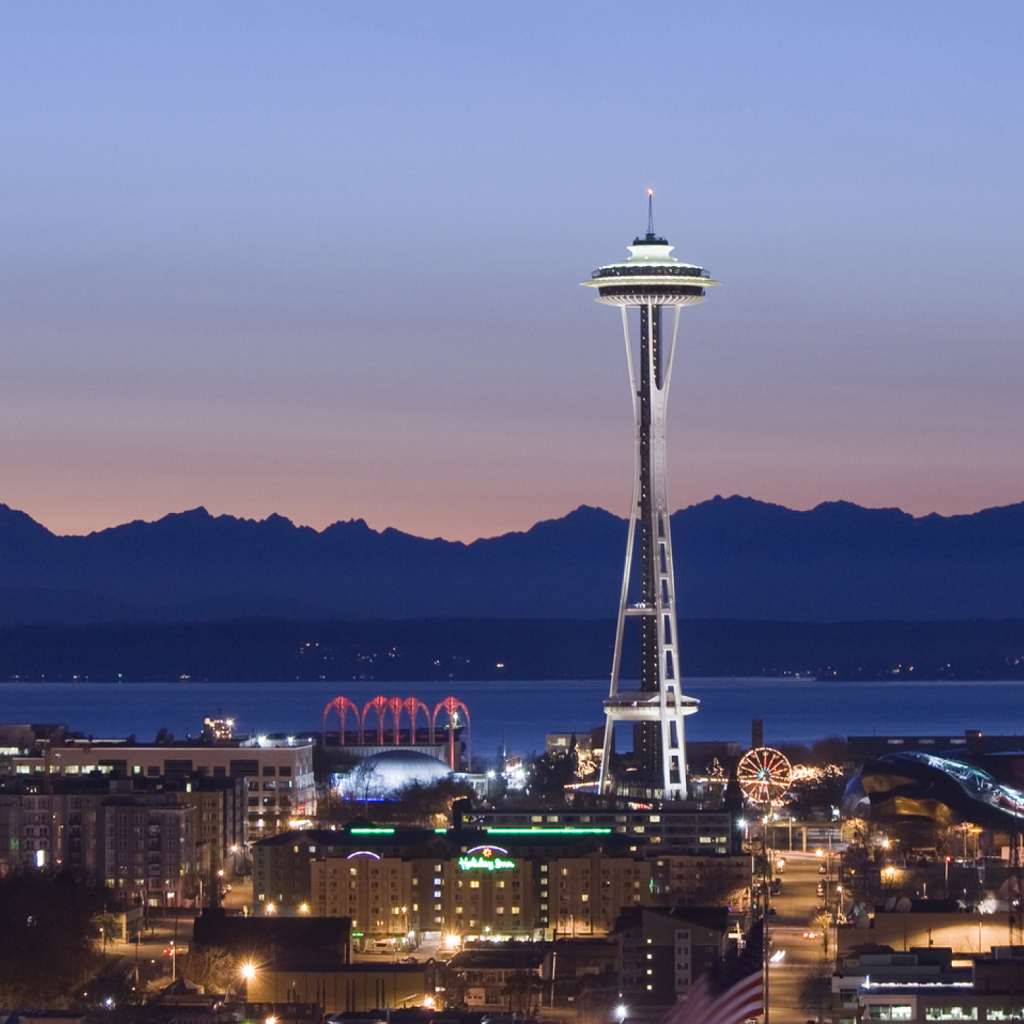 Das Space Needle and Seattle Center Wallpaper 1024x1024