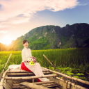 Das Beautiful Asian Girl With Flowers Bouquet Sitting In Boat Wallpaper 128x128