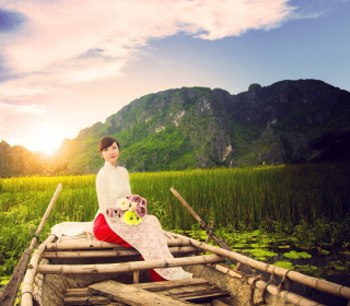 Beautiful Asian Girl With Flowers Bouquet Sitting In Boat sfondi gratuiti per iPad