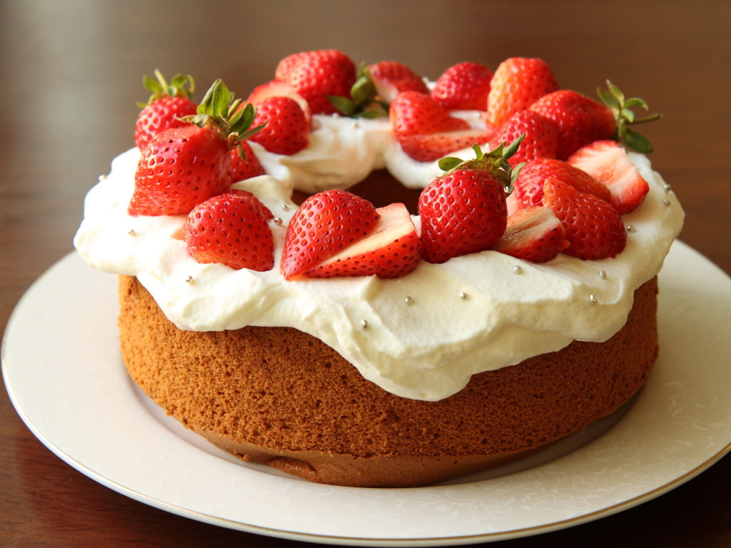 Sfondi Strawberry Cake 1024x768