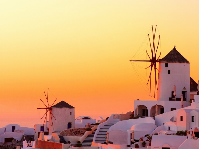 Das Greece Oia City on Santorini Wallpaper 640x480