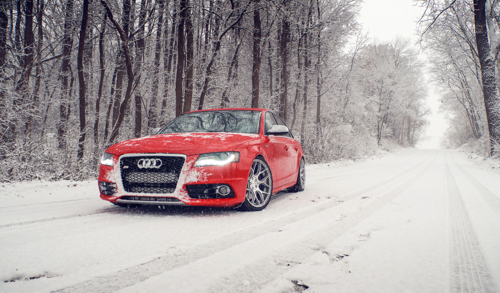 Screenshot №1 pro téma Red Audi S4 1024x600