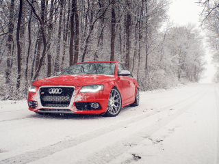 Das Red Audi S4 Wallpaper 320x240