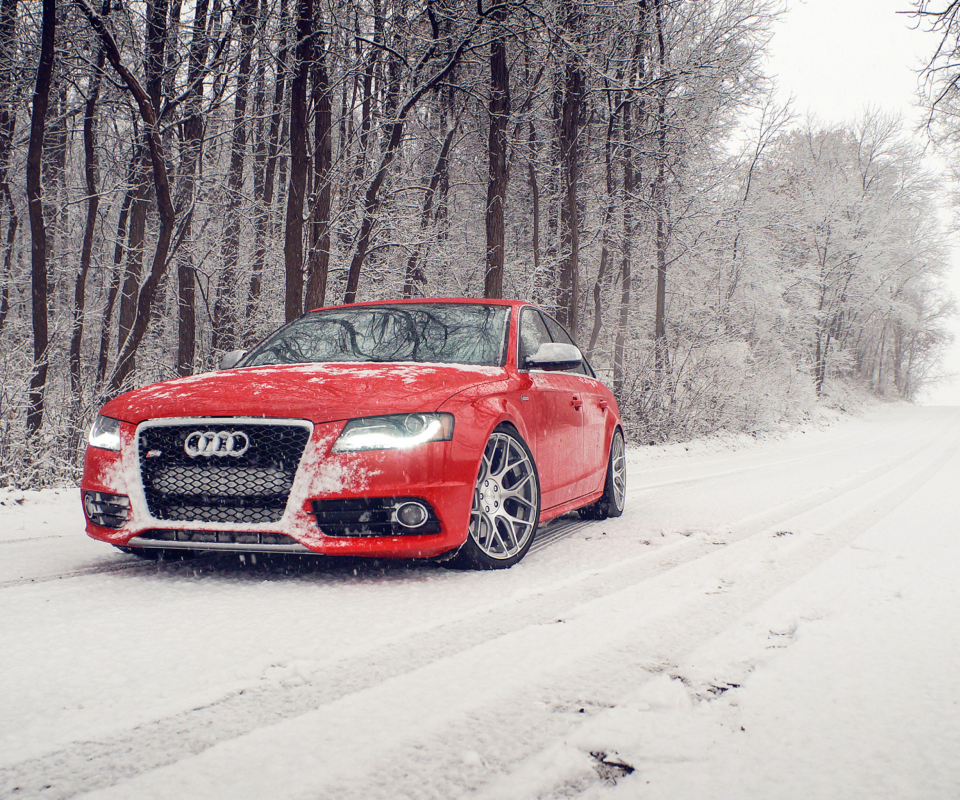 Обои Red Audi S4 960x800