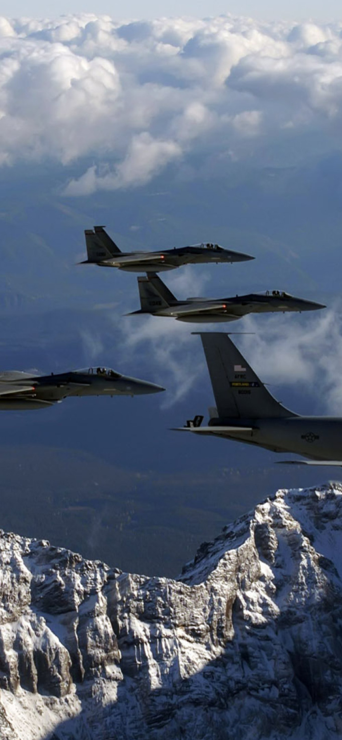 US Air Force Airplanes wallpaper 1170x2532