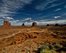 Mountain valley in the US wallpaper 220x176