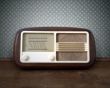 Das Retro Radio in Museum Wallpaper 220x176