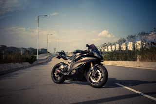 Yamaha YZF R6 Background for Android, iPhone and iPad