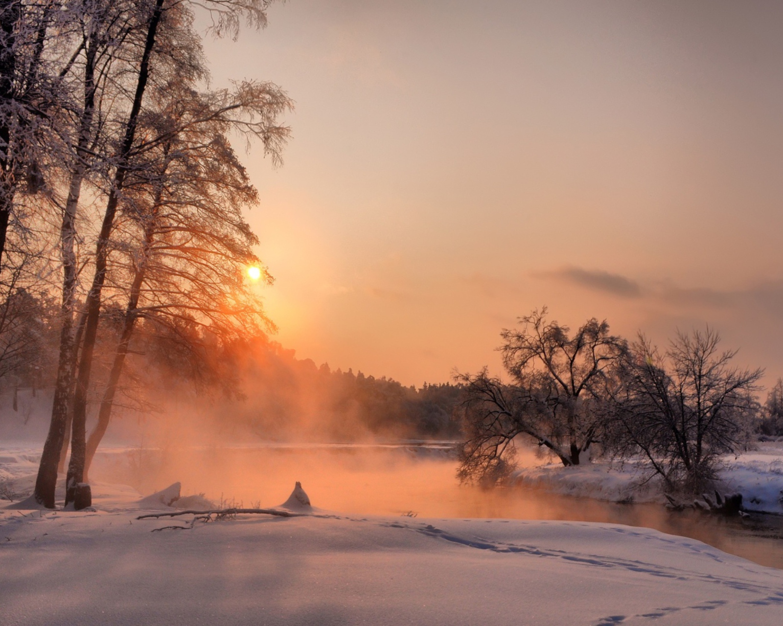 Screenshot №1 pro téma Winter Sun Over River 1600x1280